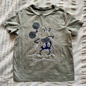 Disney Kids Mickey Mouse Gray T-Shirt | Size 5T